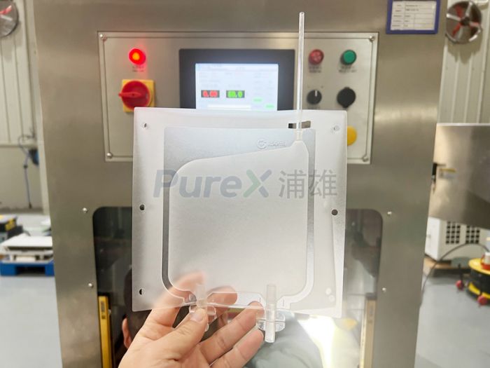 液袋焊接裁断一次成型