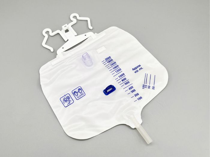 尿袋的热合生产工艺